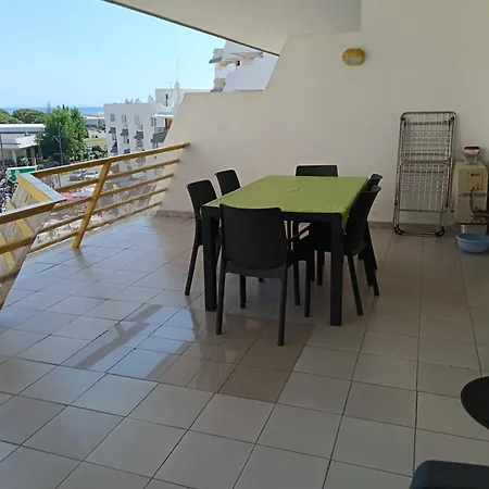 Center Flat Al Charb