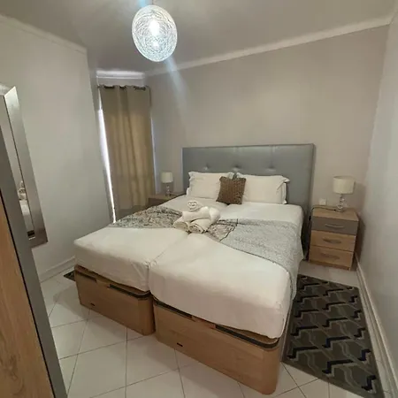 Center Private Garage Pool View Flat Al Charb * فيلامورا